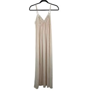 Elegant Cream Maxi Dress